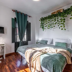 https://close-to-duomo-lovely-city-center-flat.it-lombardy.com