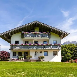 Gaestehaus Weber , Oberperfuss Oostenrijk