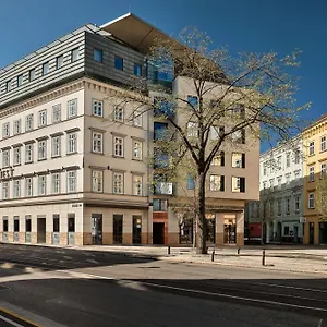 Отель Radisson Blu Triest Hotel,