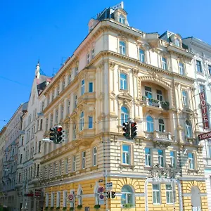 Drei Kronen Otel