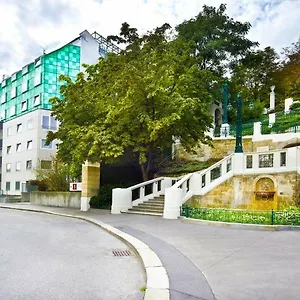 Отель Strudlhof