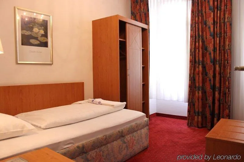 וינה Boutiquehotel Donauwalzer מלון